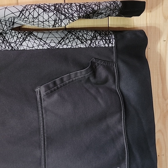 Nike Dri-Fit Kids Hoodie Size small - Picture 2 of 7